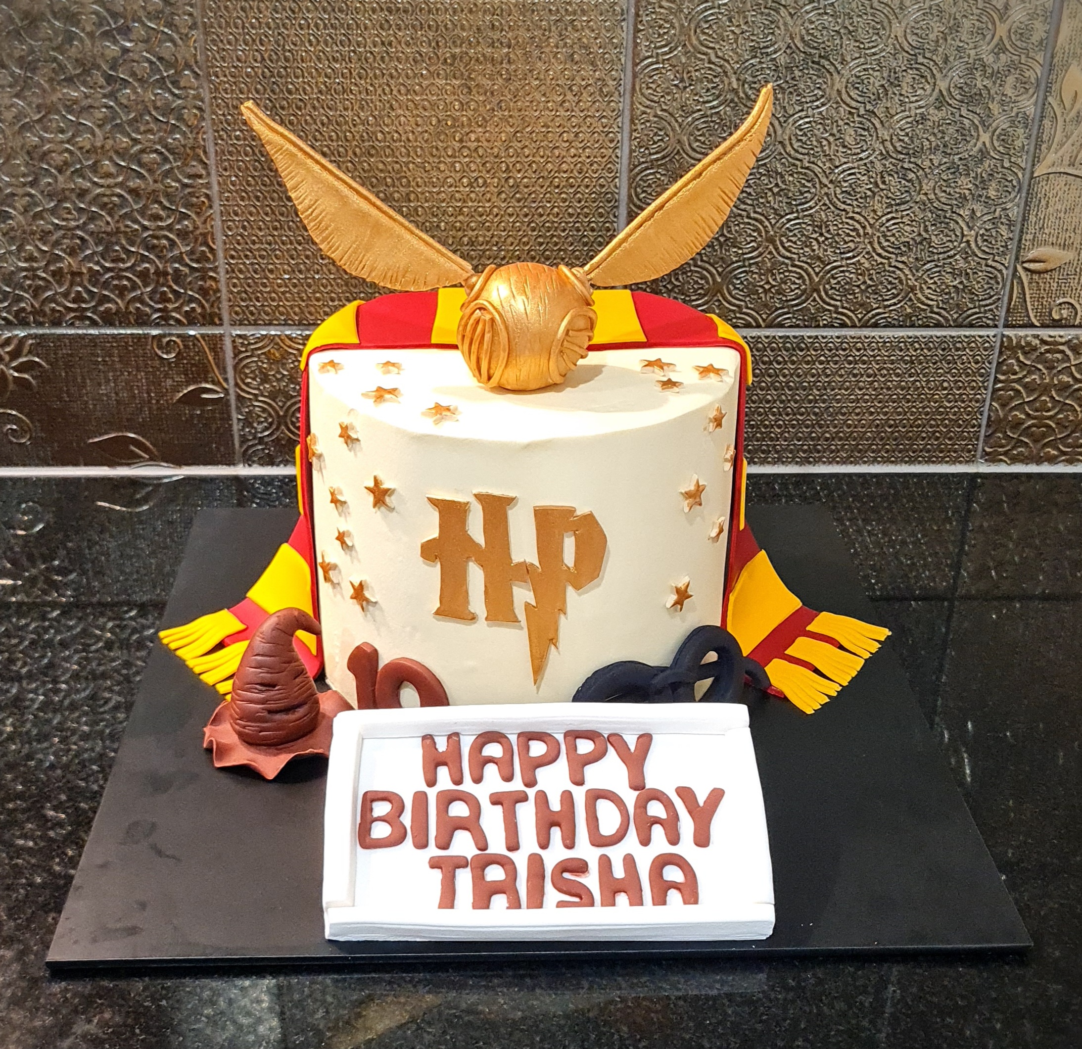 Harry Potter Themed Birthday Cake for Trisha's magical celebration